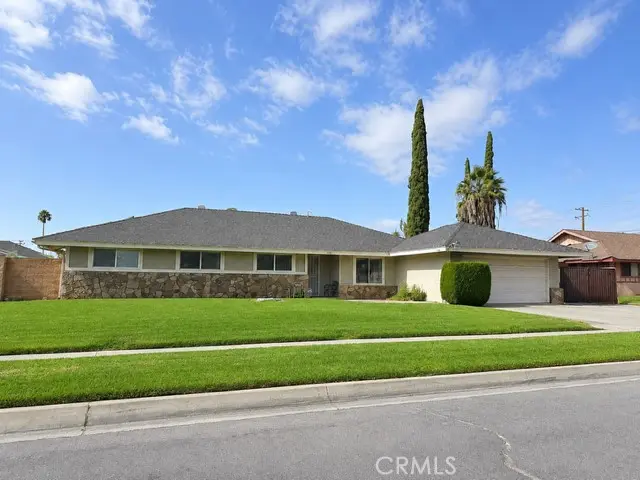 1570 N Pine, Rialto, CA — listing photo 1