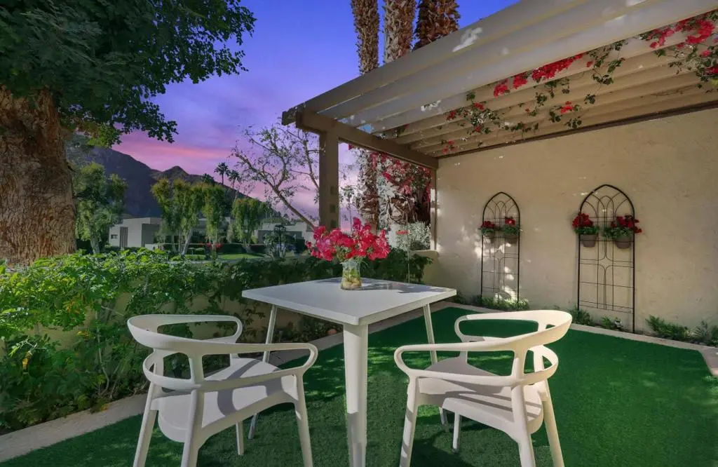Condominium for sale at 46700 Mountain Cove Drive 5, Indian Wells, CA featuring 1 bed and 1 bath