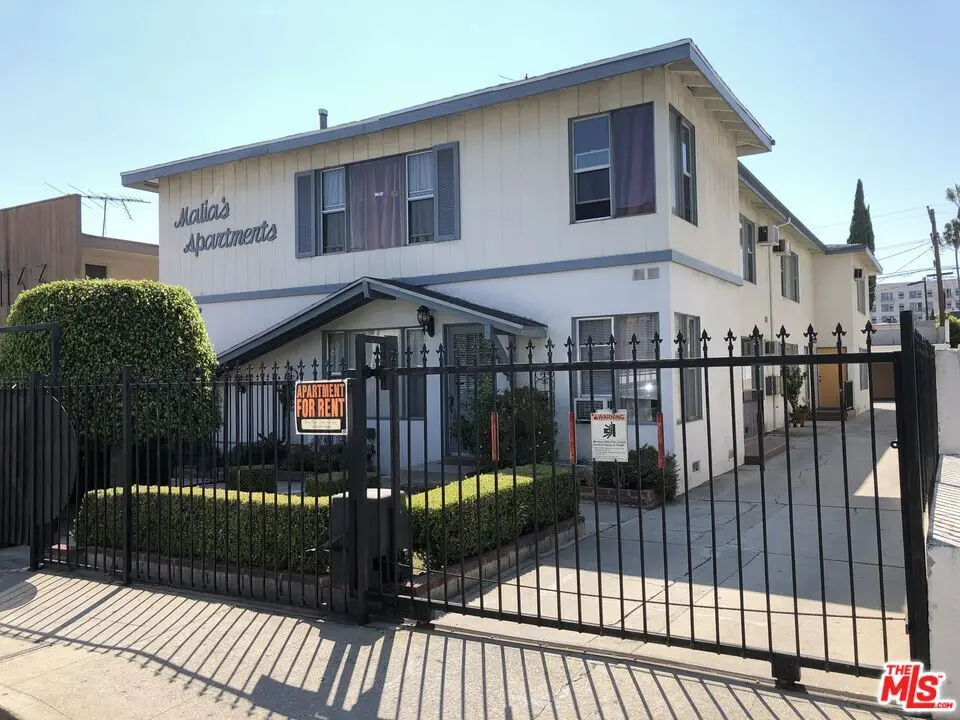 Single Family Residence for rent at 1137 Wilcox Place 6, Los Angeles, CA featuring 1 bed and 1 bath