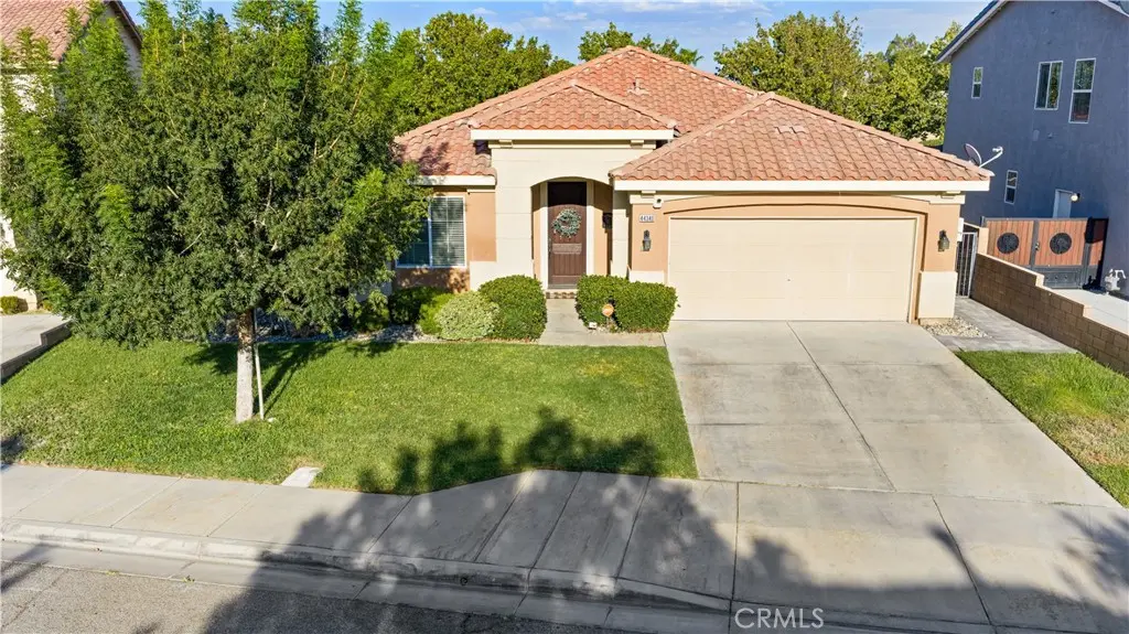 44340 Acacia, Lancaster, CA — listing photo 1