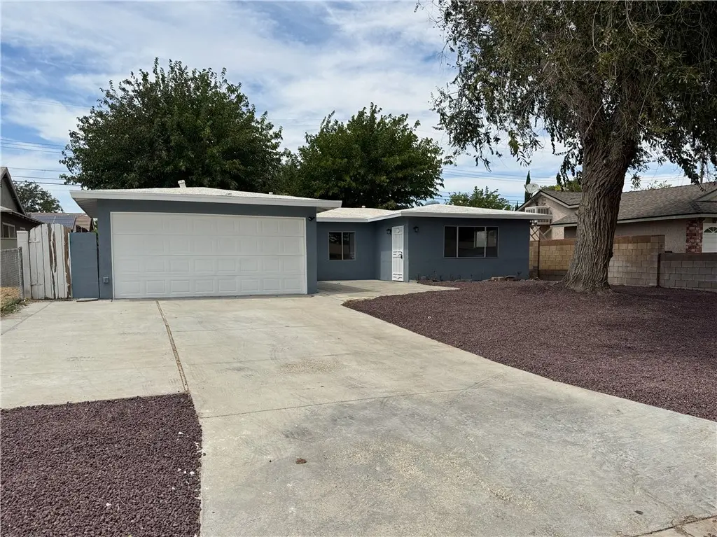 44327 23rd W, Lancaster, CA — listing photo 1