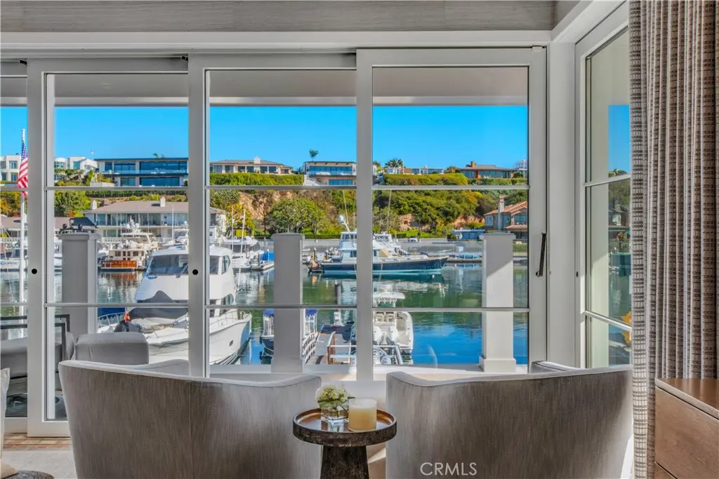Residential Lease for rent at 317 E Bay Front, Newport Beach, Orange County, CA featuring 3 beds and 4 baths