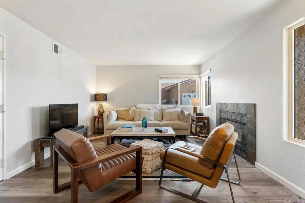 31909 Del Cielo Este 7, Bonsall, CA — listing photo 1