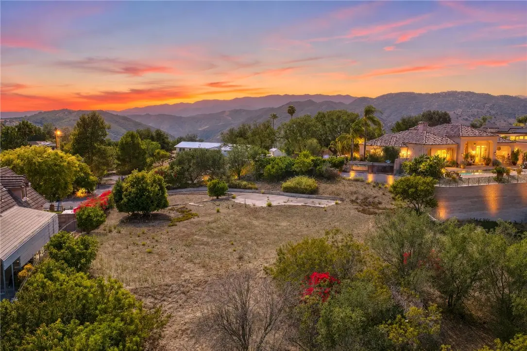 1645 Santa Margarita, Fallbrook, CA — listing photo 1