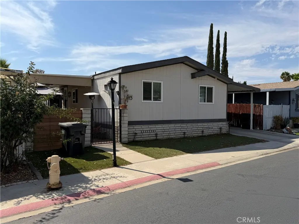 1721 E Colton Avenue 113, Redlands, CA — listing photo 1