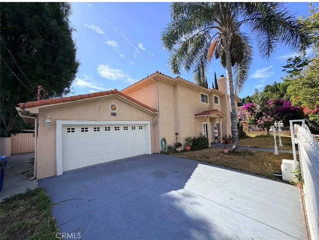 6816 Geyser Ave, Reseda, CA — listing photo 1