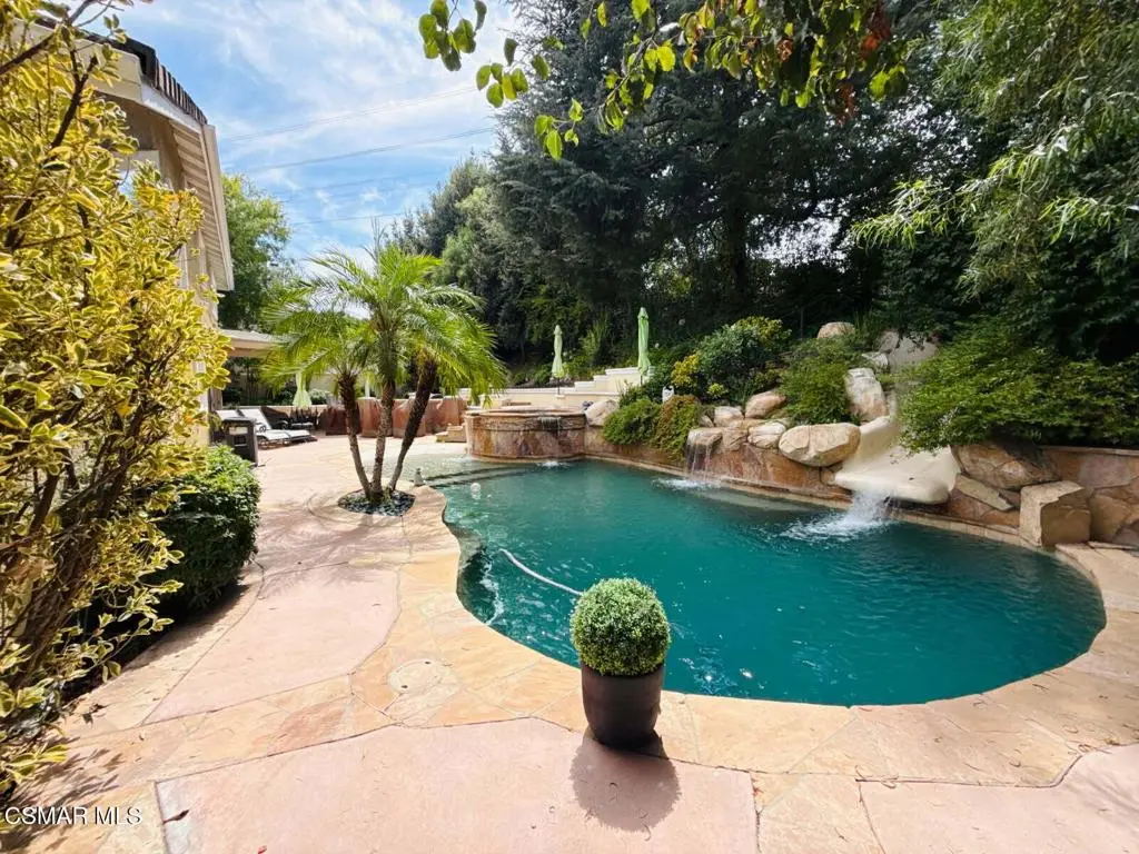 24587 Lola Lane, Newhall, CA — listing photo 1