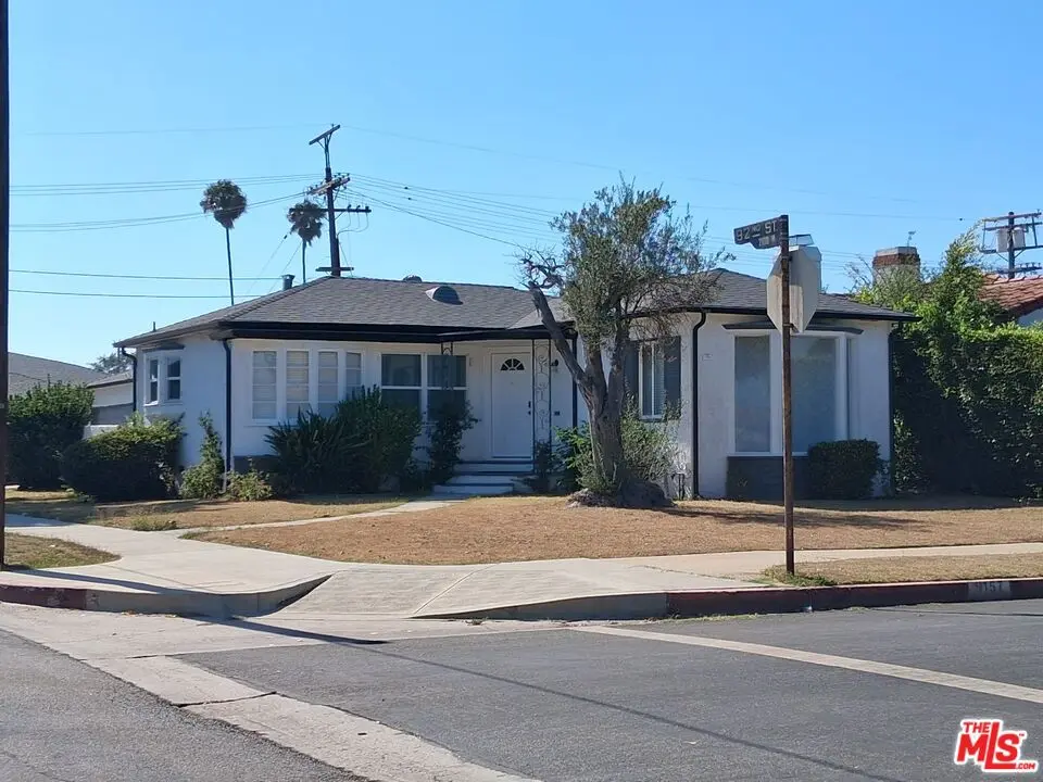 Residential Lease for rent at 9157 Haas Avenue, Los Angeles, Los Angeles County, CA featuring 2 beds and 1 bath