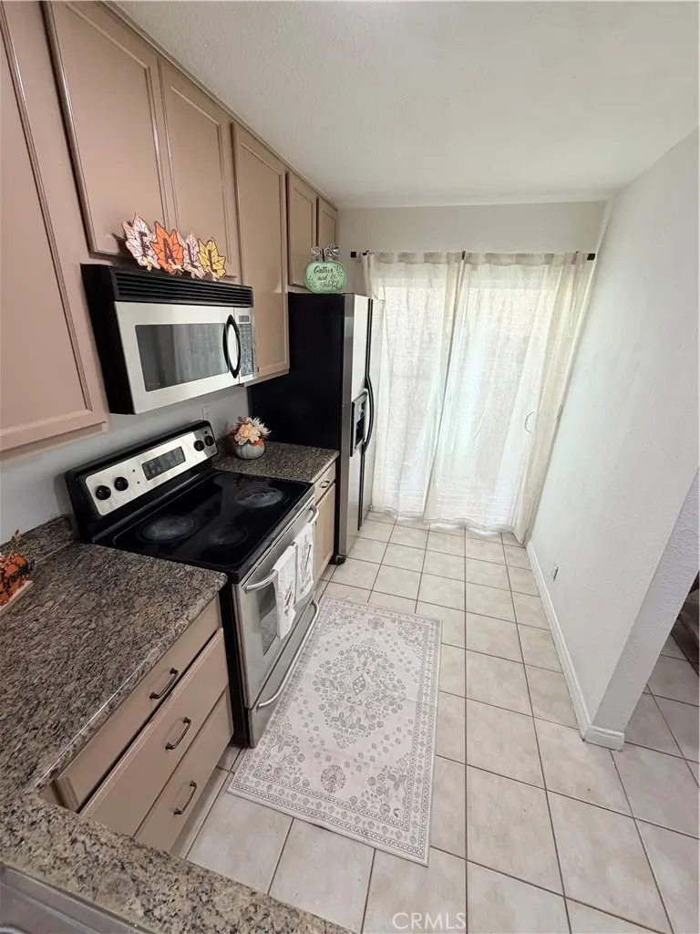 9210 Kenwood Dr. H, Spring Valley, CA — listing photo 1