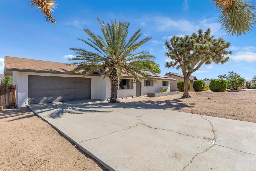 56616 Mountain View Trail, Yucca Valley, CA — listing photo 1