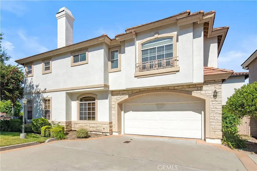 Condominium for rent at 326 Genoa A, Arcadia, CA featuring 3 beds and 3 baths