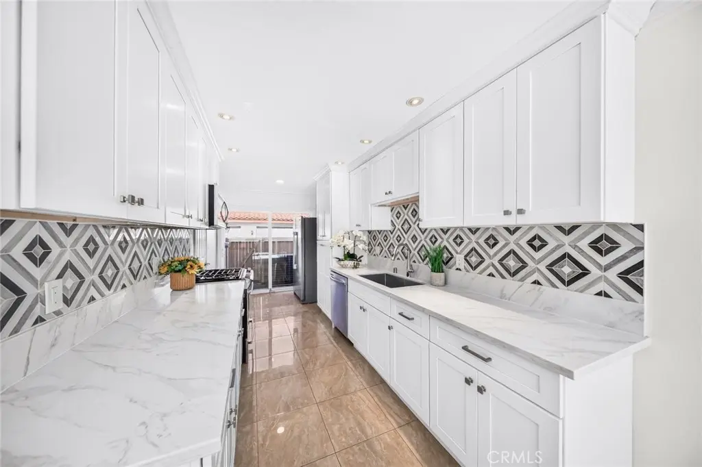 3442 Del Amo, Torrance, CA — listing photo 1