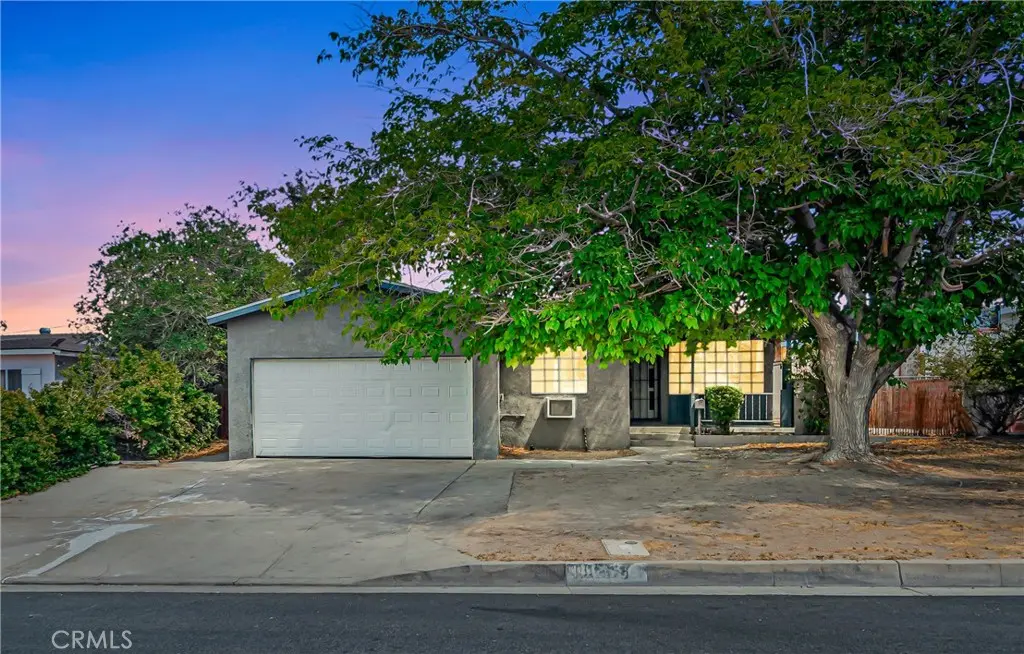 44258 Foxton, Lancaster, CA — listing photo 1