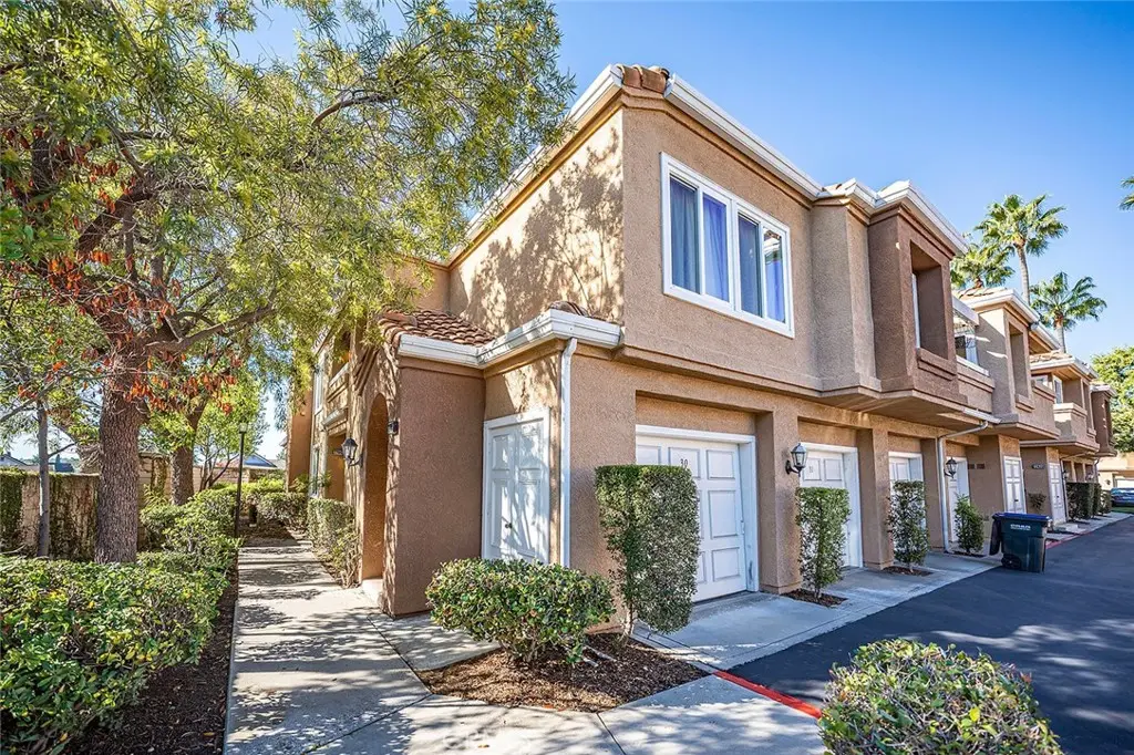 Condominium for sale at 22845 Orchid Creek, Lake Forest, CA featuring 2 beds and 2 baths