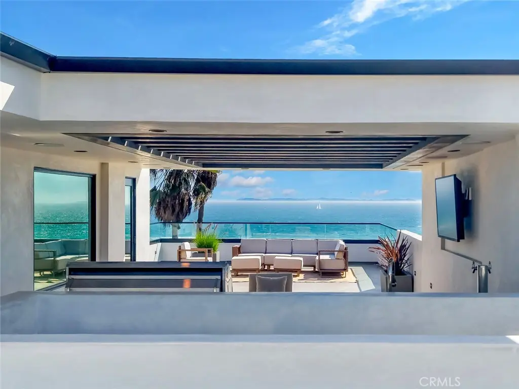 Single Family Residence for sale at 816 Pacific Coast Highway, Huntington Beach, CA featuring 4 beds and 5 baths