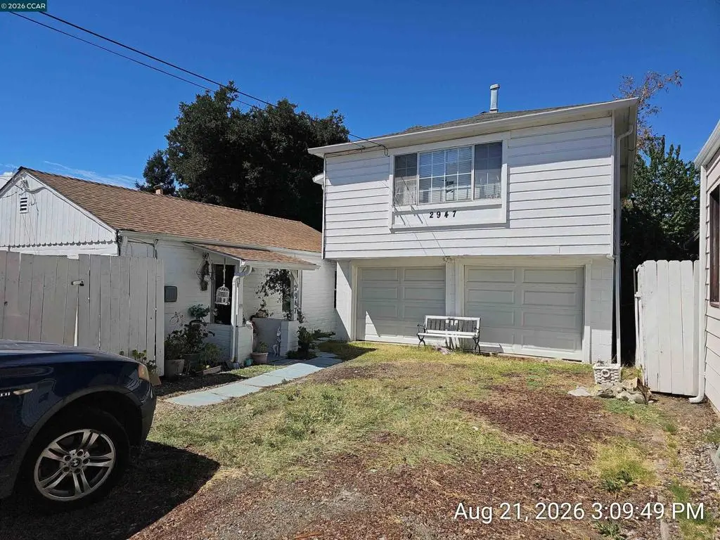 Single Family Residence for sale at 2947 Concord Blvd, Concord, CA featuring 2 beds and 2 baths