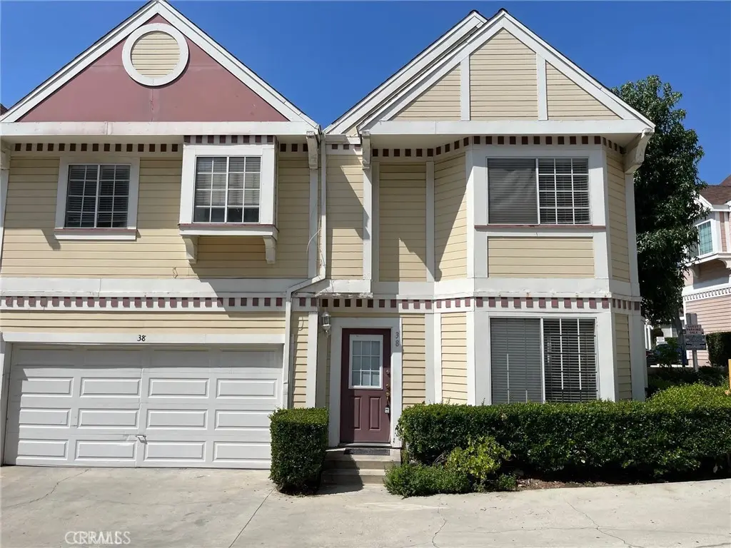 13750 Hubbard, Sylmar, CA — listing photo 1