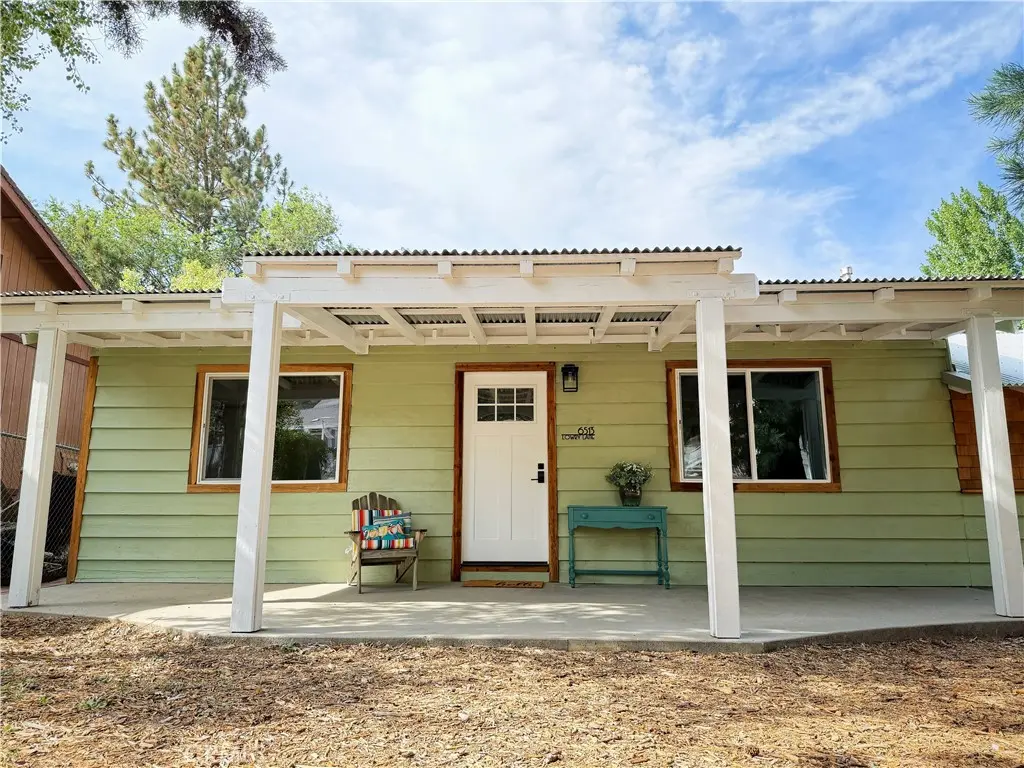 6513 Lowry Lane, Frazier Park, CA — listing photo 1
