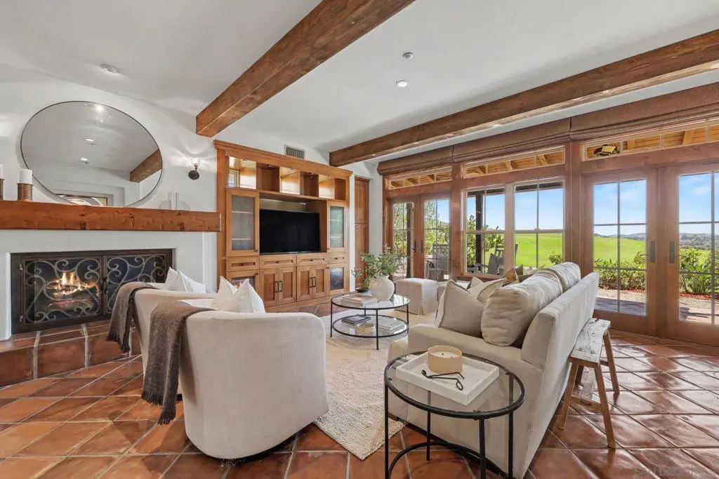 Single Family Residence for sale at 7929 Entrada De Luz East, San Diego, CA featuring 3 beds and 4 baths