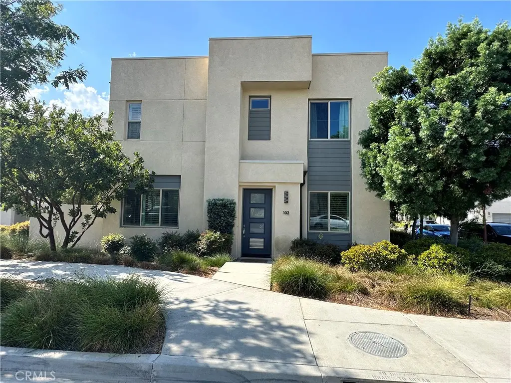 Residential Lease for rent at 102 Menkar, Irvine, Orange County, CA featuring 3 beds and 3 baths