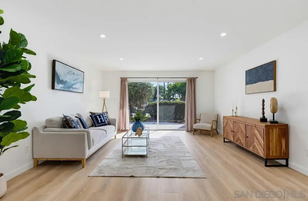Condominium for sale at 4444 W Point Loma 98, San Diego, CA featuring 1 bed and 1 bath