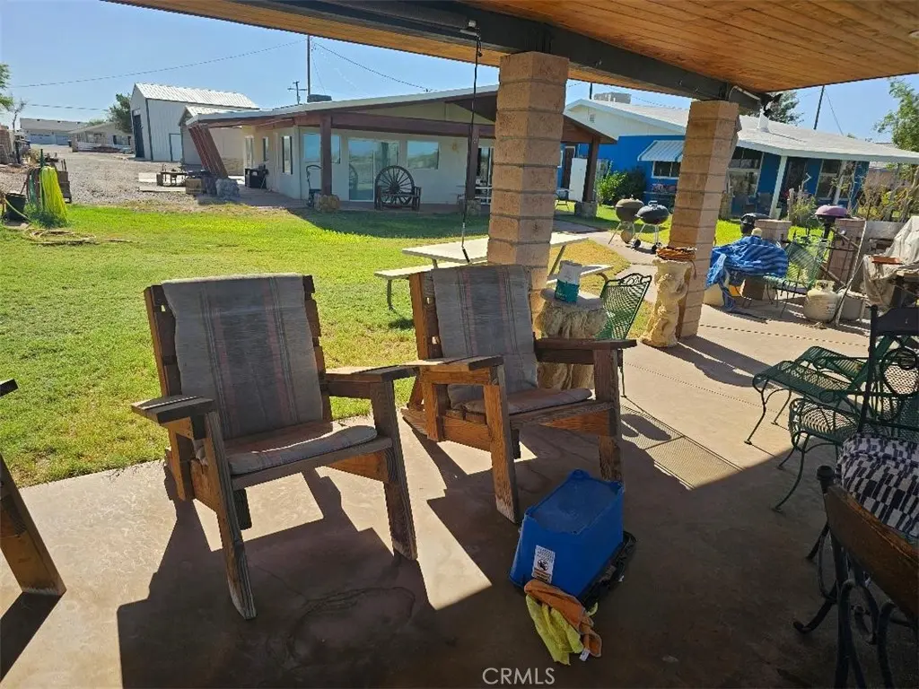 Single Family Residence for rent at 5180 Colorado River Road, Blythe, CA featuring 2 beds and 1 bath