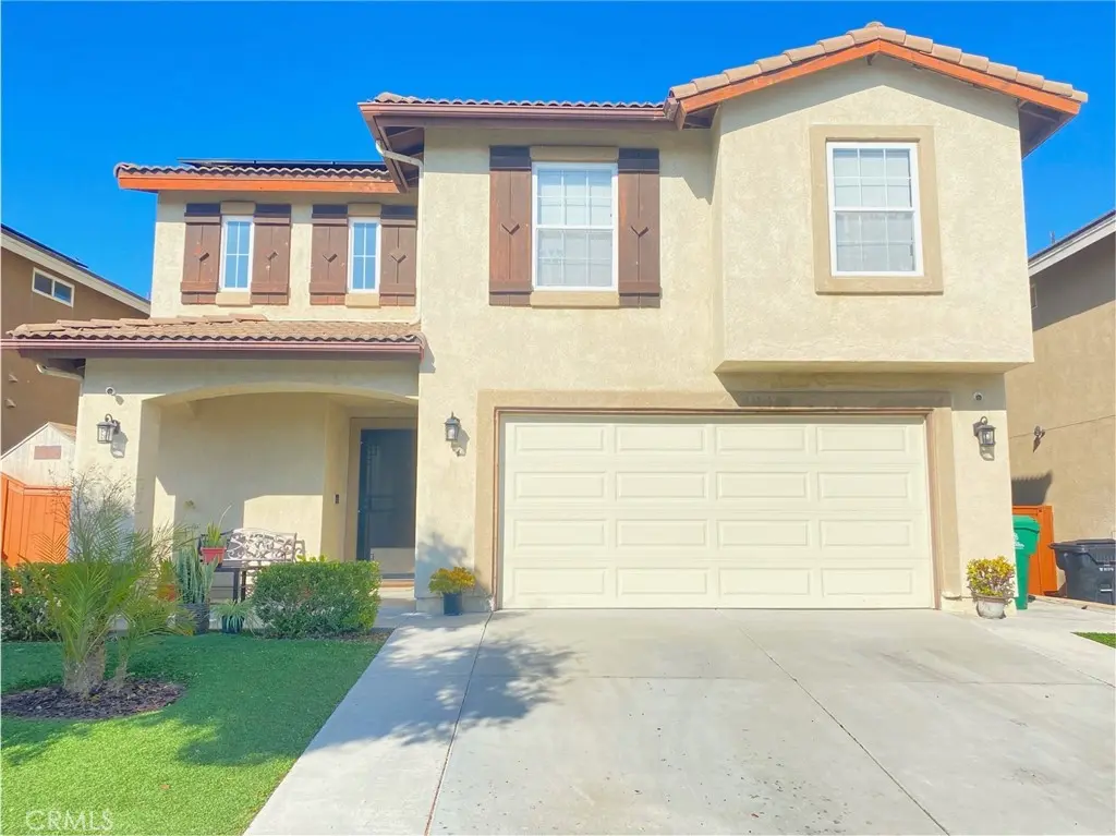 Single Family Residence for rent at 5864 Vista Santa Catarina, San Diego, CA featuring 4 beds and 3 baths