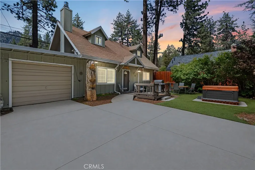 1869 Outer Hwy 2 S, Wrightwood, CA — listing photo 1