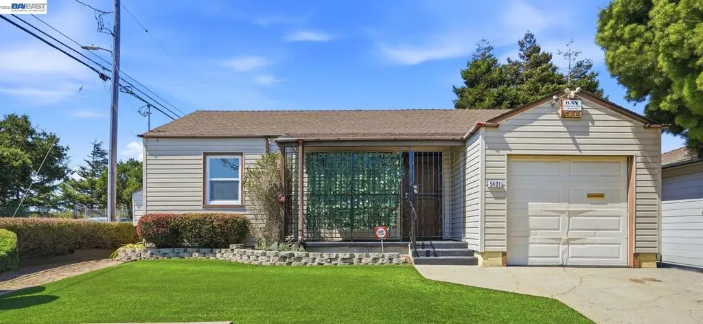 Single Family Residence for sale at 5401 Solano Ave, Richmond, CA featuring 2 beds and 1 bath