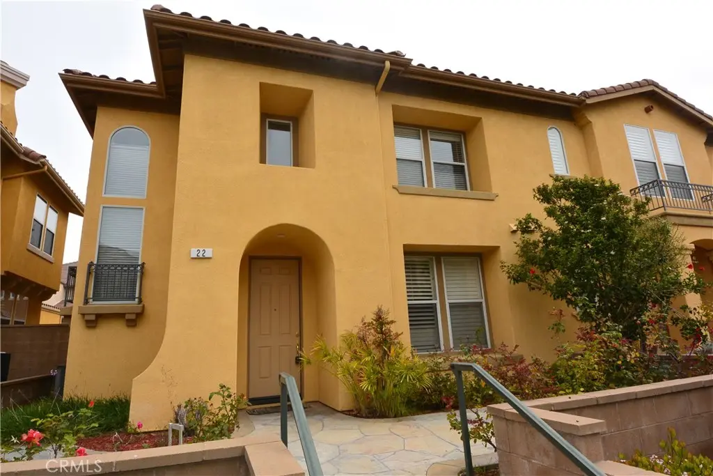 Residential Lease for rent at 22 Roseville, Irvine, Orange County, CA featuring 3 beds and 3 baths