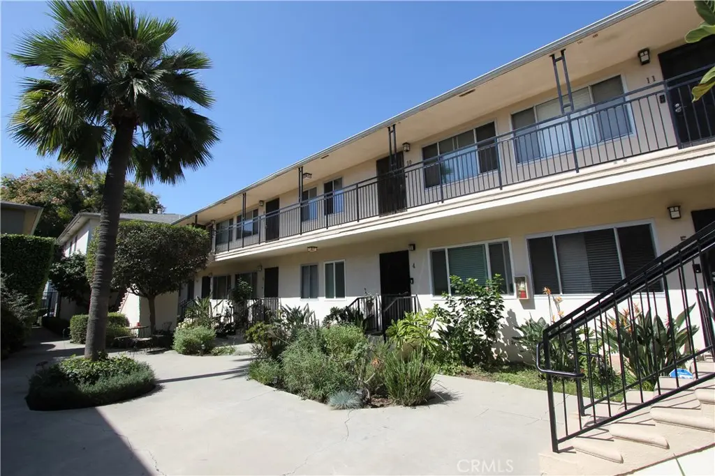 Condominium for sale at 1831 E Appleton 9, Long Beach, CA featuring 1 bed and 1 bath