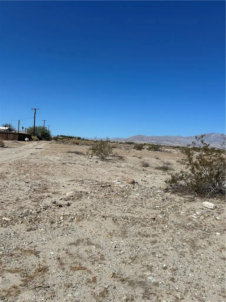 1055 Sea Shore Avenue, Thermal, CA — listing photo 1
