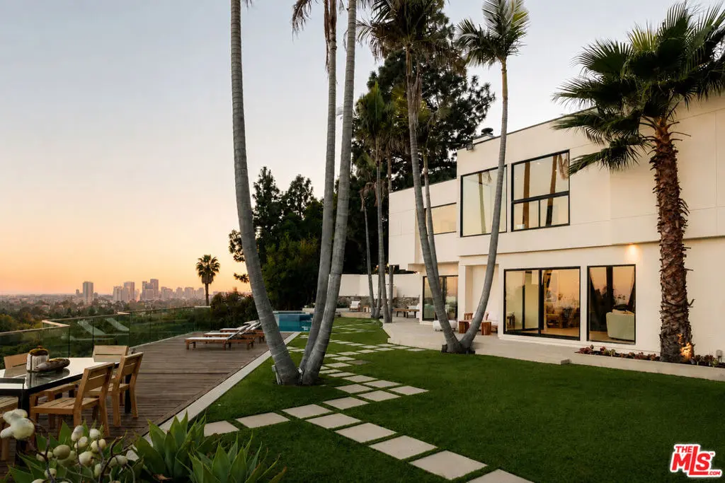 Single Family Residence for rent at 1185 Loma Linda Drive, Beverly Hills, CA featuring 5 beds and 6 baths