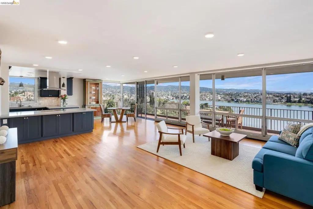 Condominium for sale at 177 19Th St 11E, Oakland, CA featuring 2 beds and 2 baths