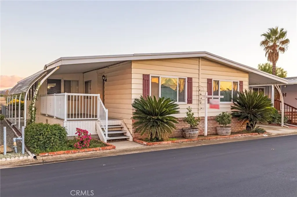 1212 H Street 38, Ramona, CA — listing photo 1