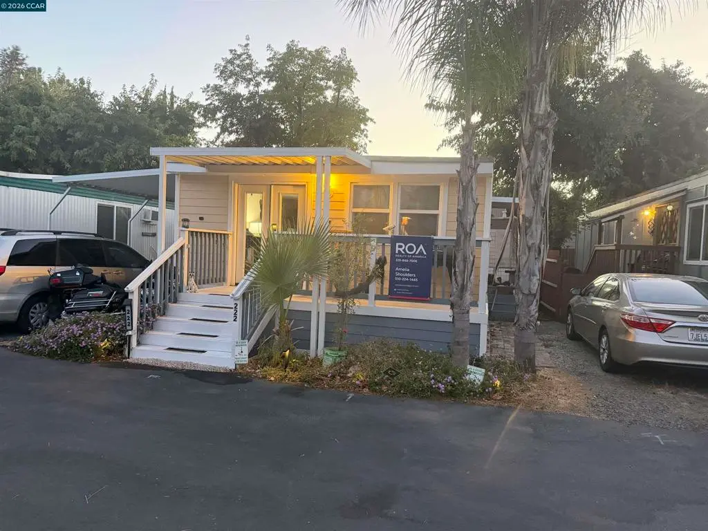 703 W Oro Dam Blvd, Oroville, CA — listing photo 1