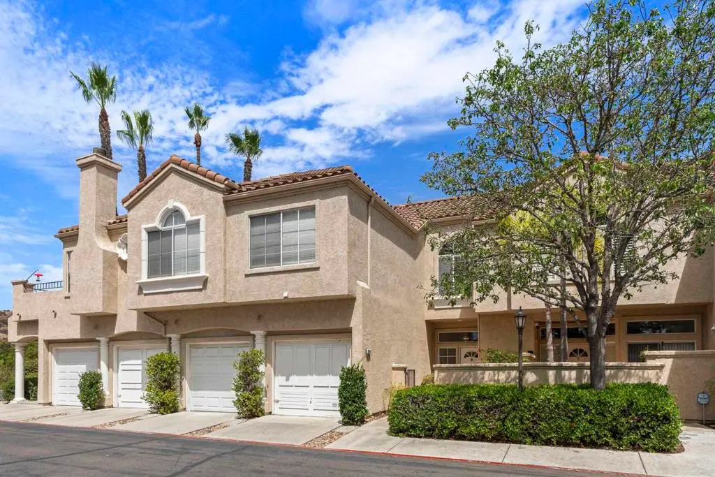 Condominium for sale at 11306 Portobelo Drive 5, San Diego, CA featuring 2 beds and 3 baths