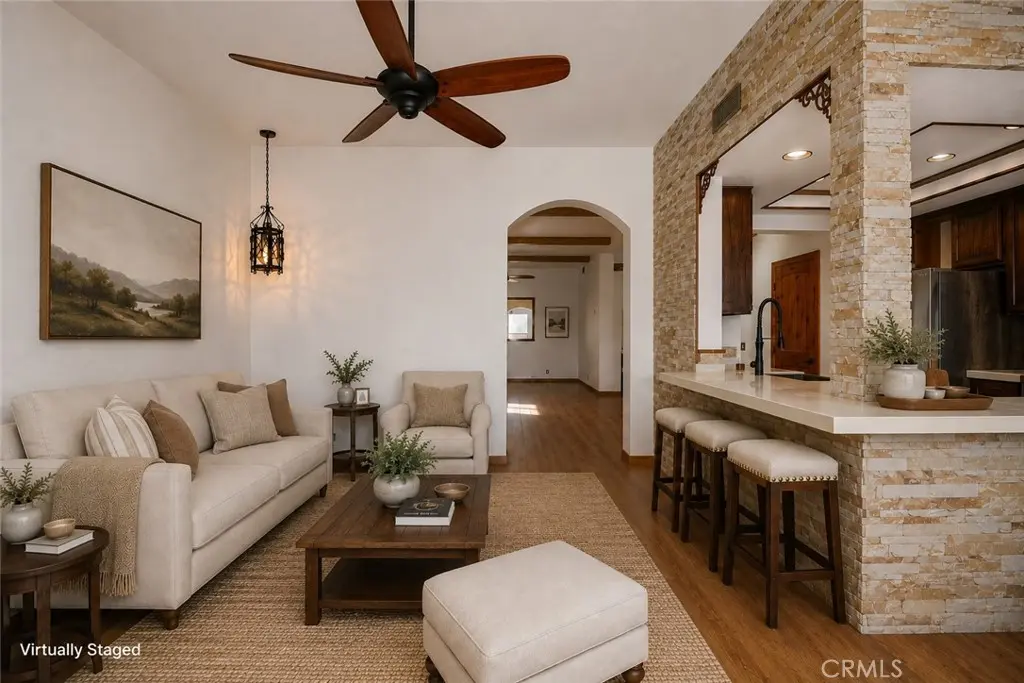 Condominium for sale at 650 Ivywood Lane E, Simi Valley, CA featuring 3 beds and 3 baths