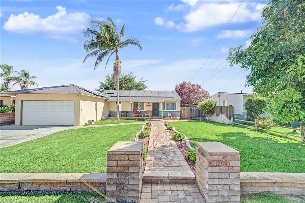2020 Laguna, La Habra, CA — listing photo 1
