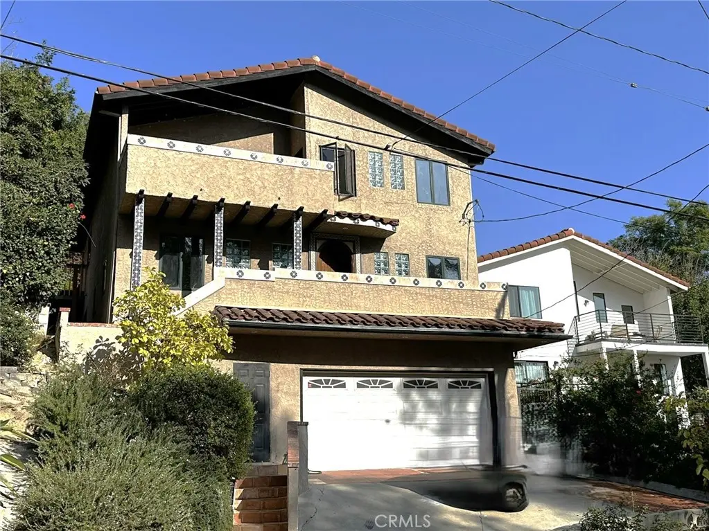 Residential Lease for rent at 3856 Udell Court, Los Angeles, Los Angeles County, CA featuring 4 beds and 3 baths