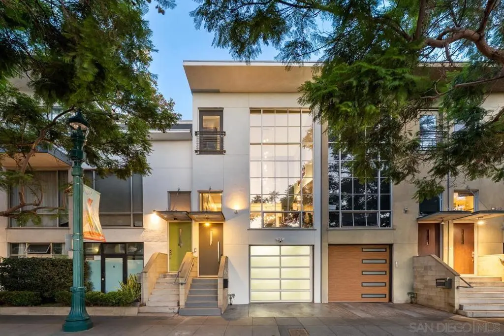 Single Family Residence for sale at 1521 Kettner Blvd, San Diego, CA featuring 2 beds and 3 baths