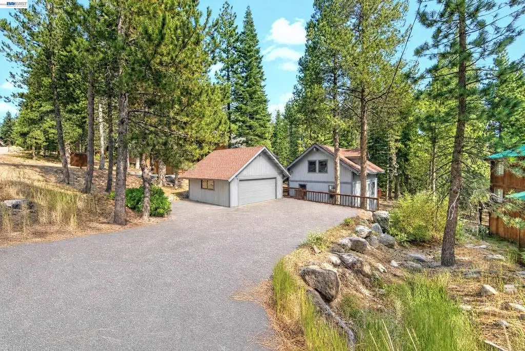 12057 Bennett Flat Rd, Truckee, CA — listing photo 1