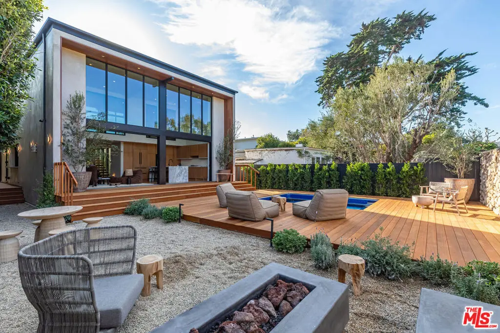 Single Family Residence for rent at 23505 Malibu Colony Road, Malibu, CA featuring 4 beds and 4 baths