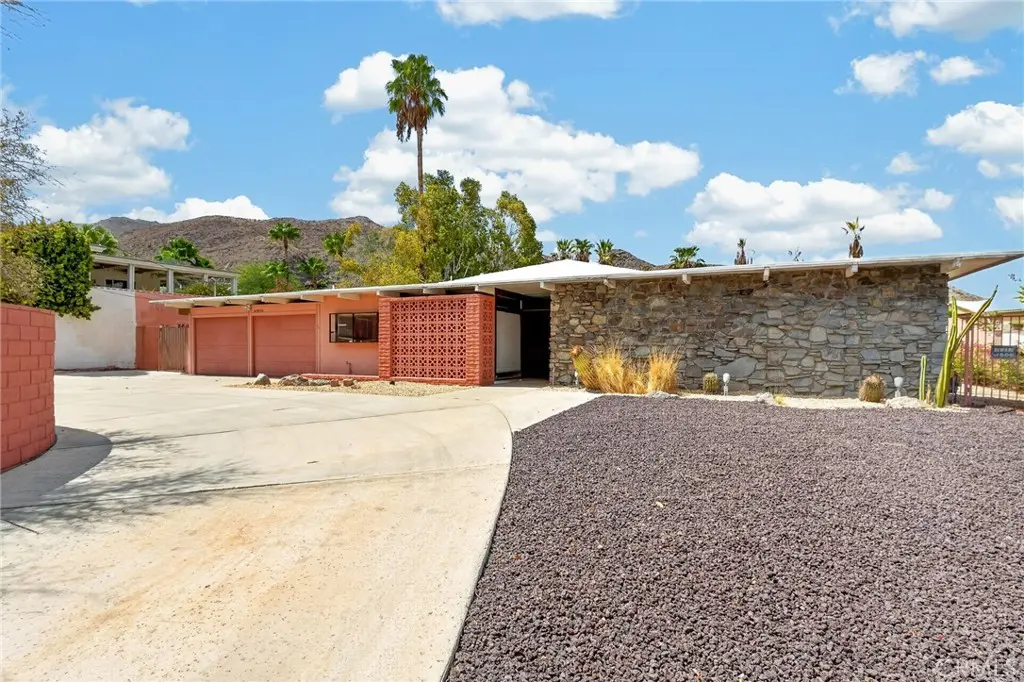 Single Family Residence for sale at 67870 Carroll Drive, Cathedral City, CA featuring 2 beds and 3 baths