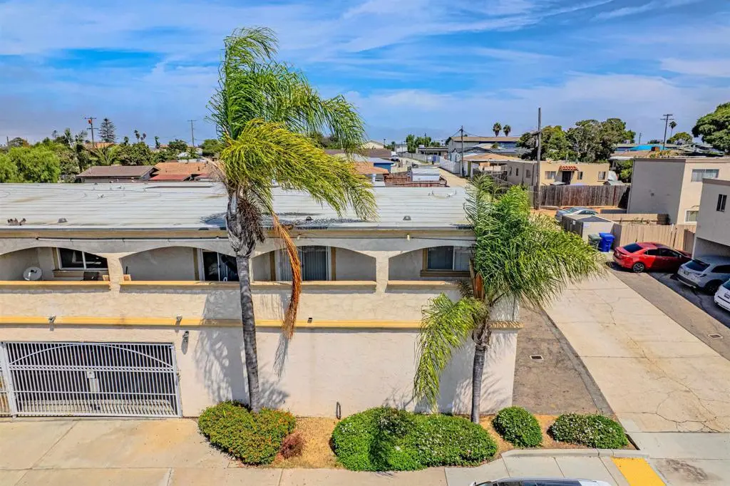 1085 12th St F, Imperial Beach, CA — listing photo 1