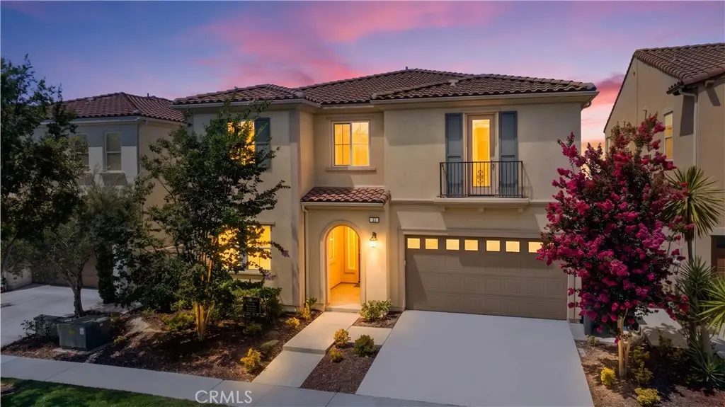 33 Manzanillo, Lake Forest, CA — listing photo 1