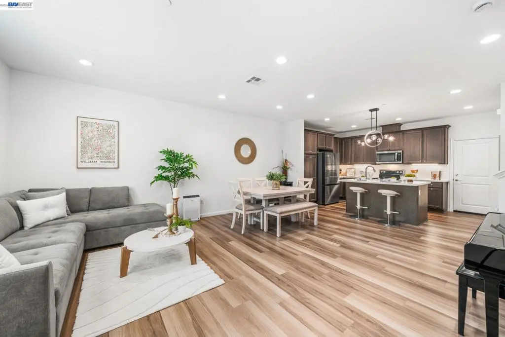 Condominium for sale at 6288 Diamond Way, Dublin, CA featuring 4 beds and 4 baths