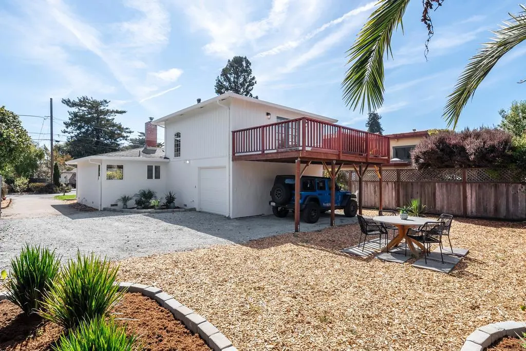 207 Kingsbury Drive, Aptos, CA — listing photo 1