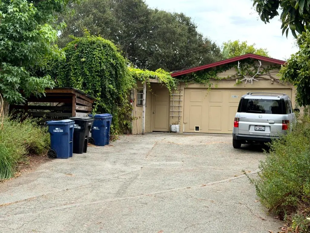 Residential Lease for rent at 1101 Elkhorn Road B, Royal Oaks, Monterey County, CA and 1 bath