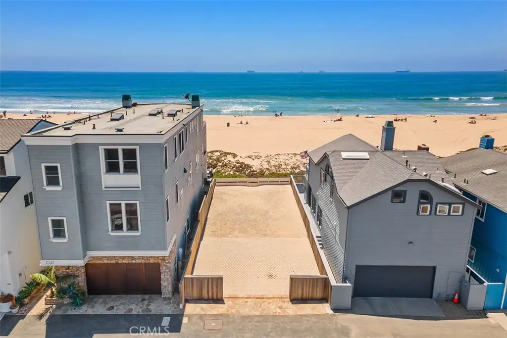 17025 S Pacific Avenue, Huntington Beach, CA — listing photo 1
